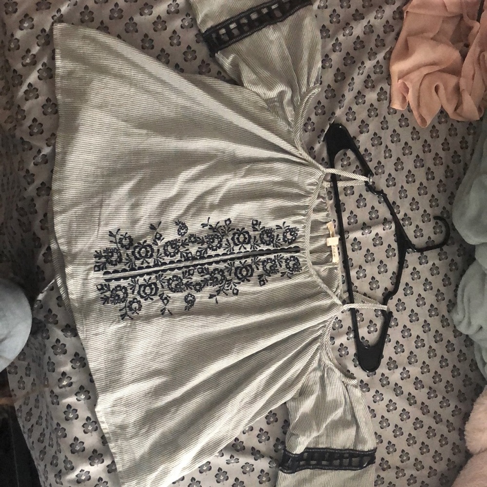 Off the shoulder tank top flowy top